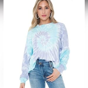 Daydreamer Tie Dye Longsleeve Crop
